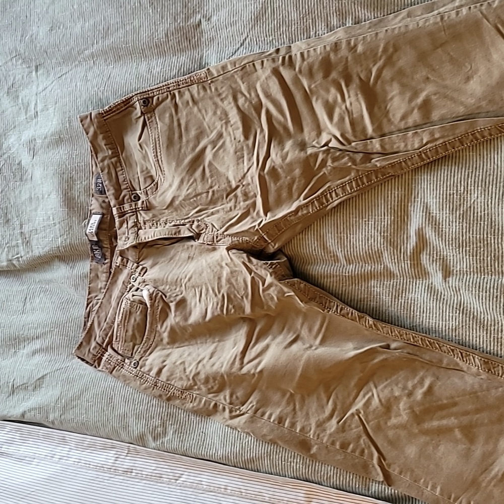Buckle Straight Jake khakis